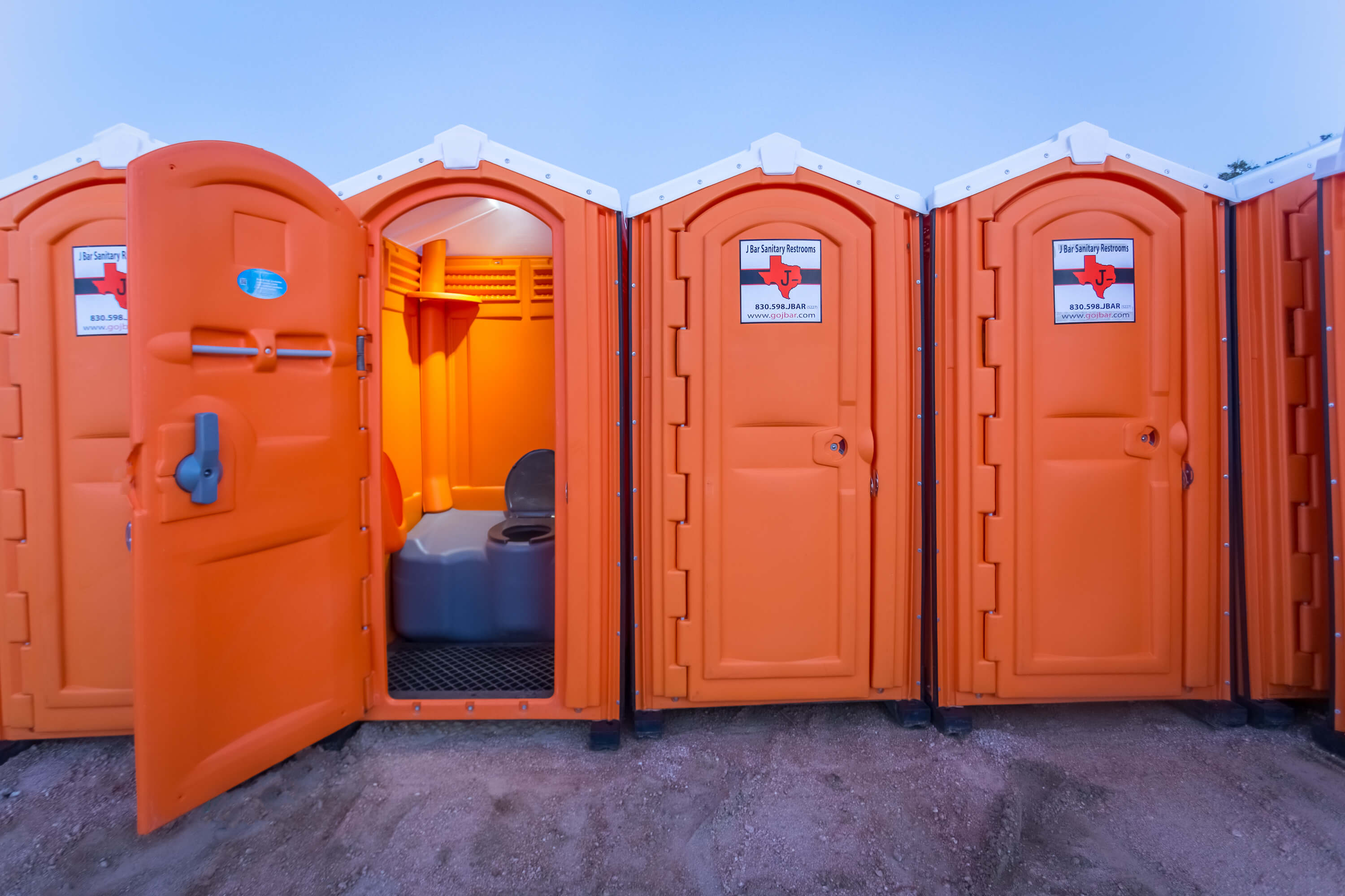 FREDERICKSBURG, TX PORTABLE RESTROOMS | J Bar Contractor's Services